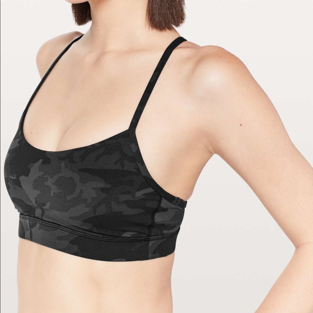 Lululemon flow y camo bra